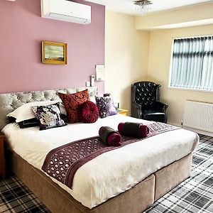 Deluxe Zimmer mit Kingsize-Bett